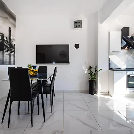 דירה Stunning In