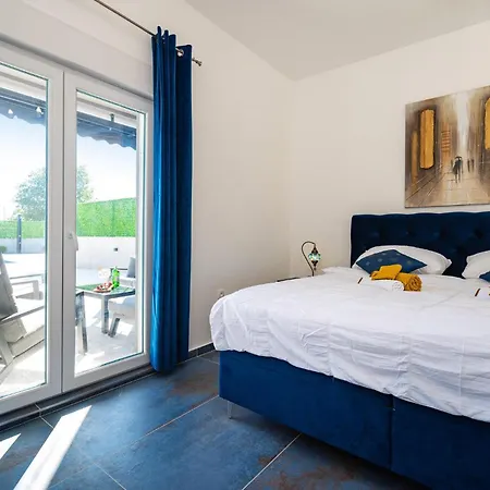 Amazing In With Kitchen * Tinj