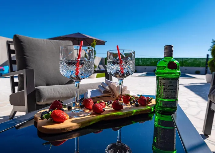 Amazing In With Kitchen Апартаменты Tinj