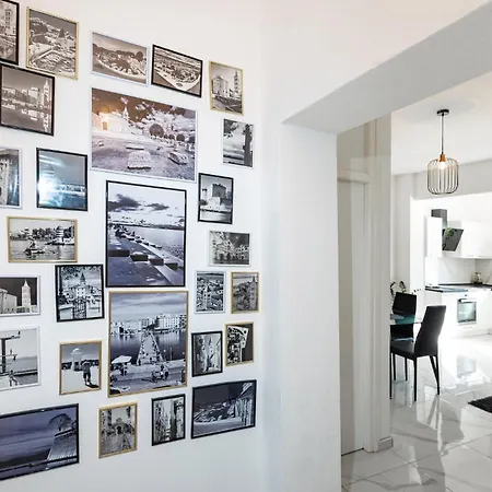 Amazing In With Kitchen *