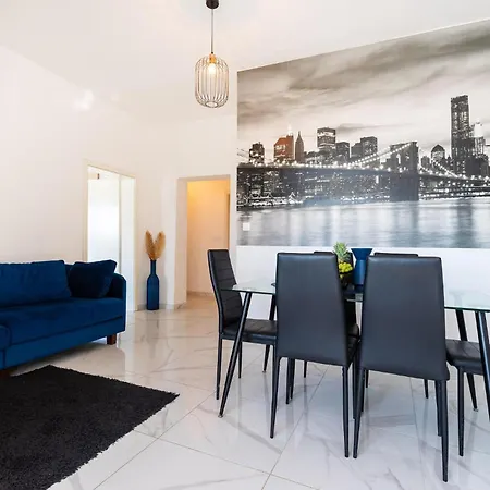 Amazing In With Kitchen