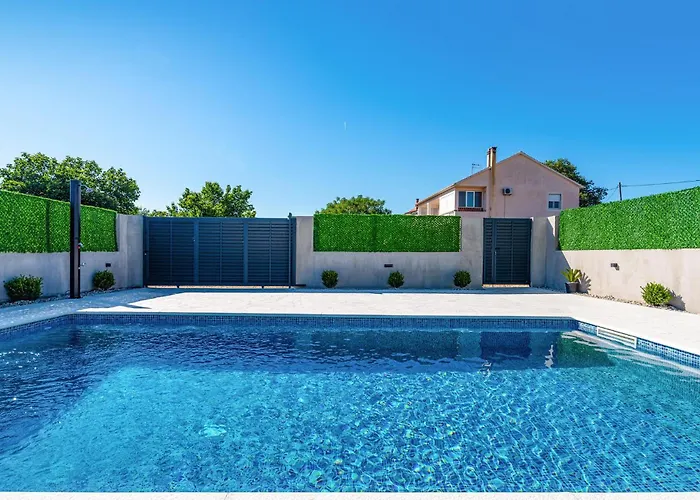 Amazing In With Kitchen 아파트 *