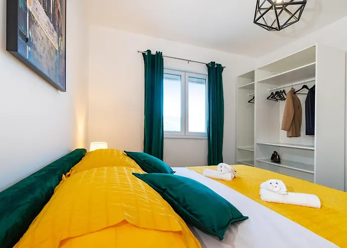 Amazing In With Kitchen 아파트 *